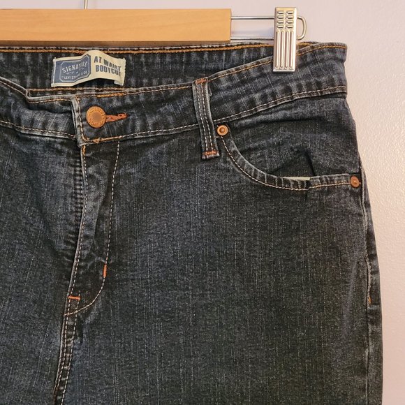 🍂 Signature by Levi Strauss Bootcut Jeans - Picture 4 of 10